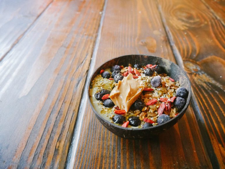 Friend or Foe: Cooking With Oil (+ Oil Free Granola Recipe)