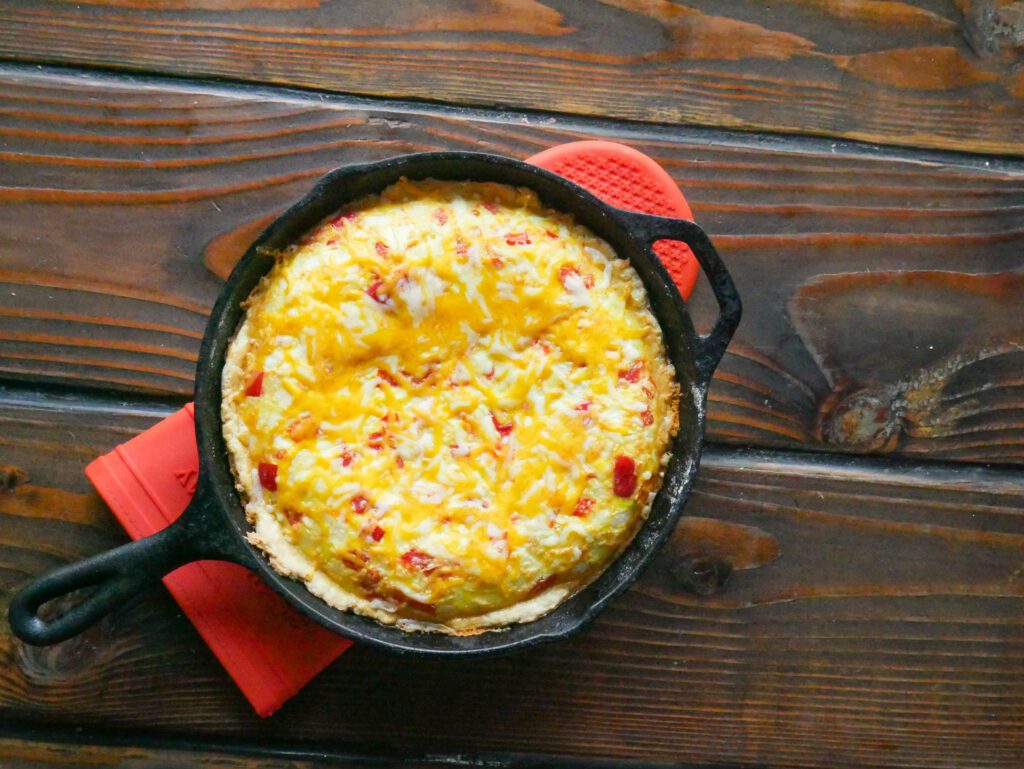 easy quiche in cast iron skillet