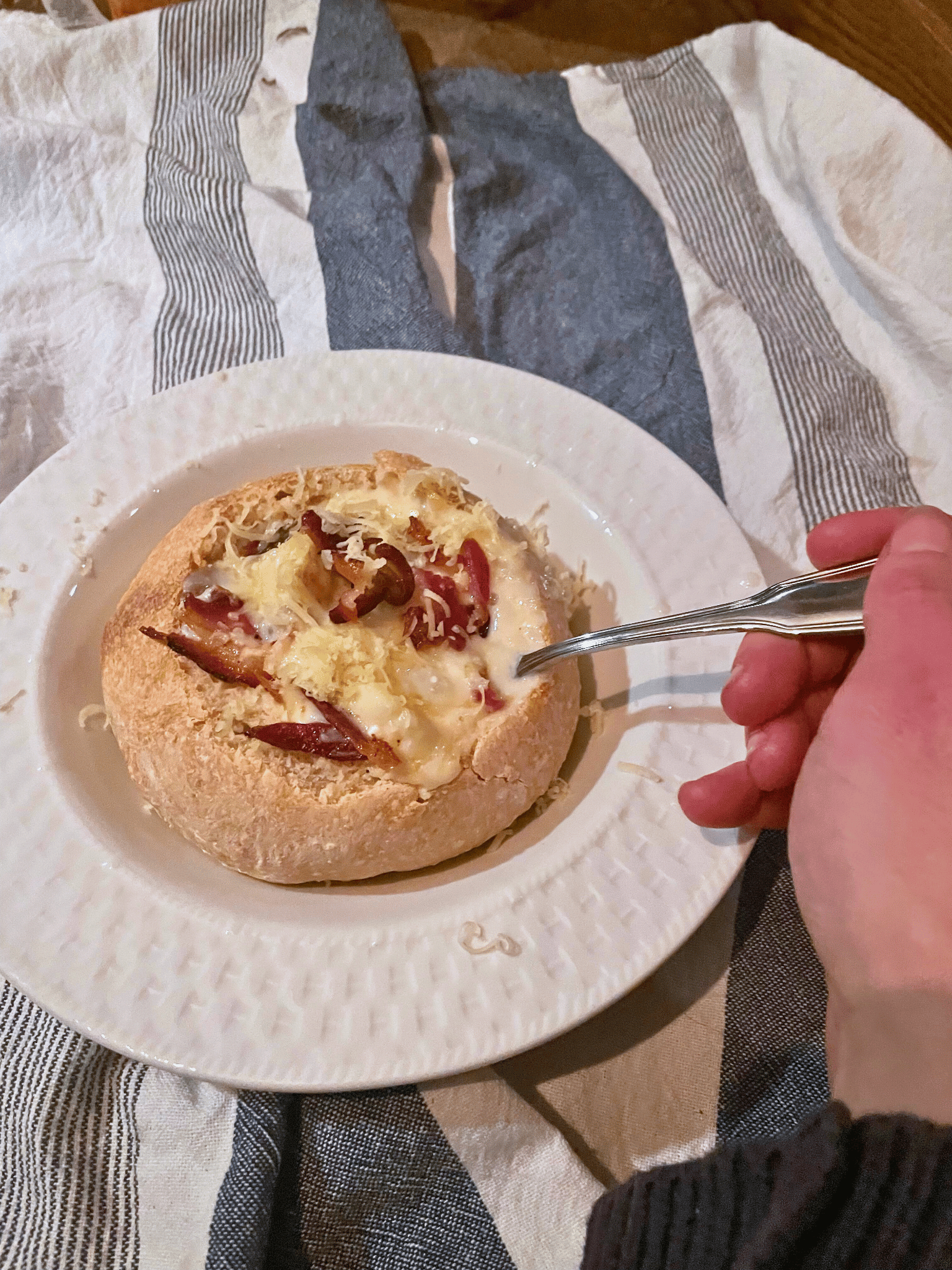How To Make Easy Homemade Sourdough Bread Bowls how-to-make-easy-homemade-sourdough-bread-bowls